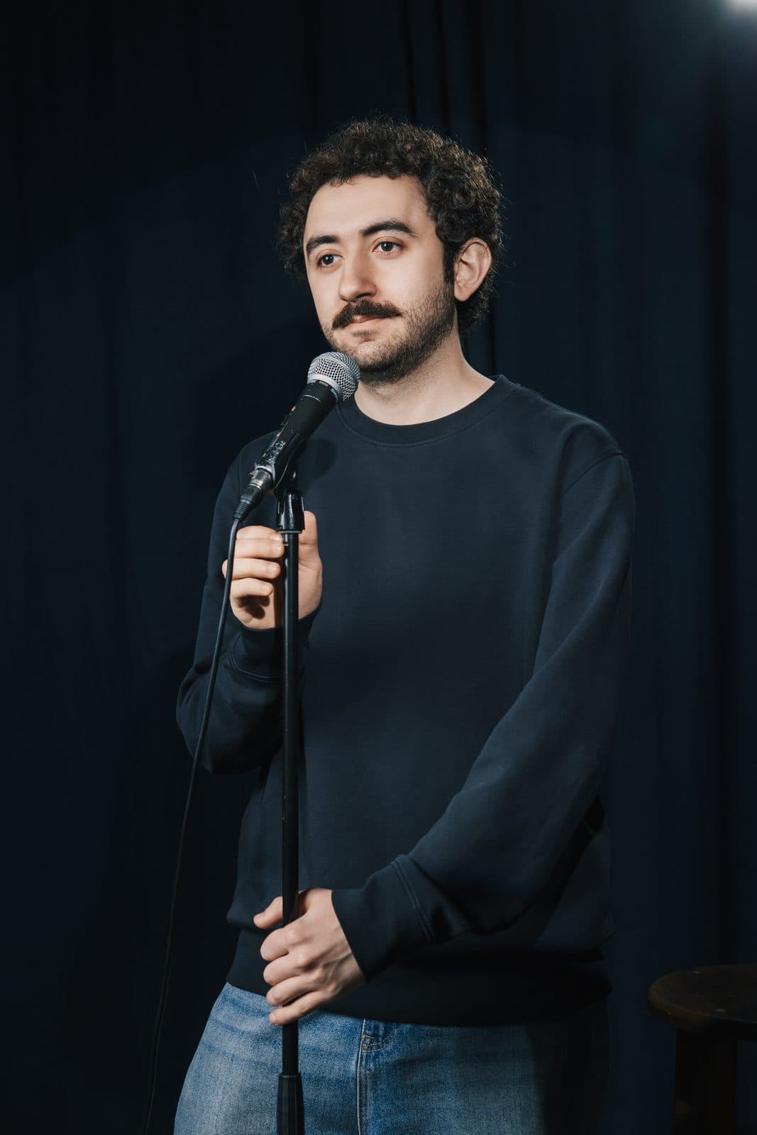 Mika Samsonyan — Ari Stand Up
